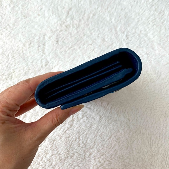 NWT Authentic Gucci Quilted Floral Clutch Wallet MultiColor - Picture 7 of 9